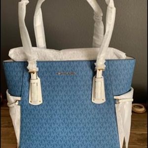 Brand new Michael kohrs bag